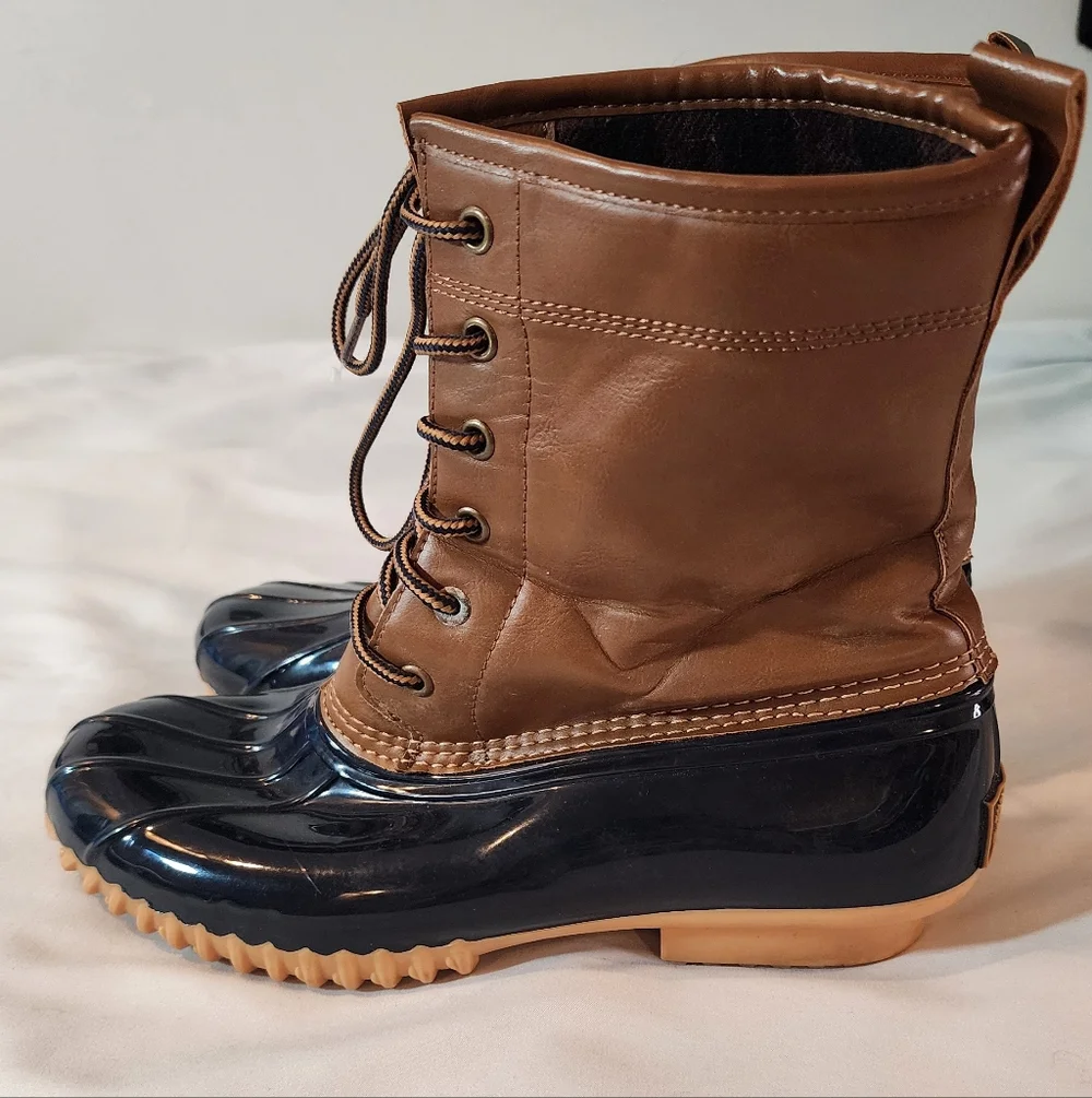 Sporto Original Ariel Duck Boot Brown Upper and Navy Blue Rubber Lower 9M